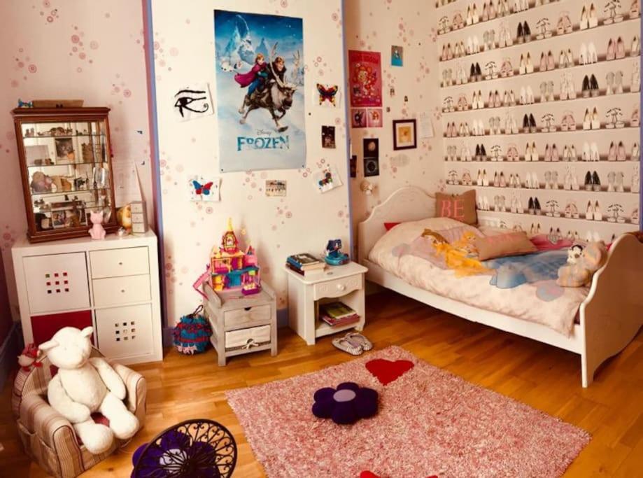 Superbe Maison De Caractere, De 1 A 9 Couchages